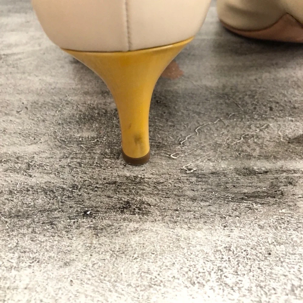 Salvatore Ferragamo Vintage Nude Color Block Heels - Picture 11 of 13